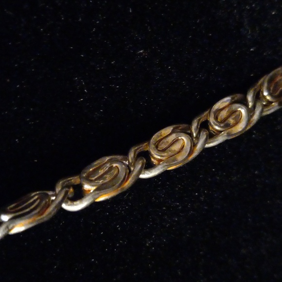 28" long rare vintage Monet Spiral snail link chain. GP beauty - Picture 4 of 4